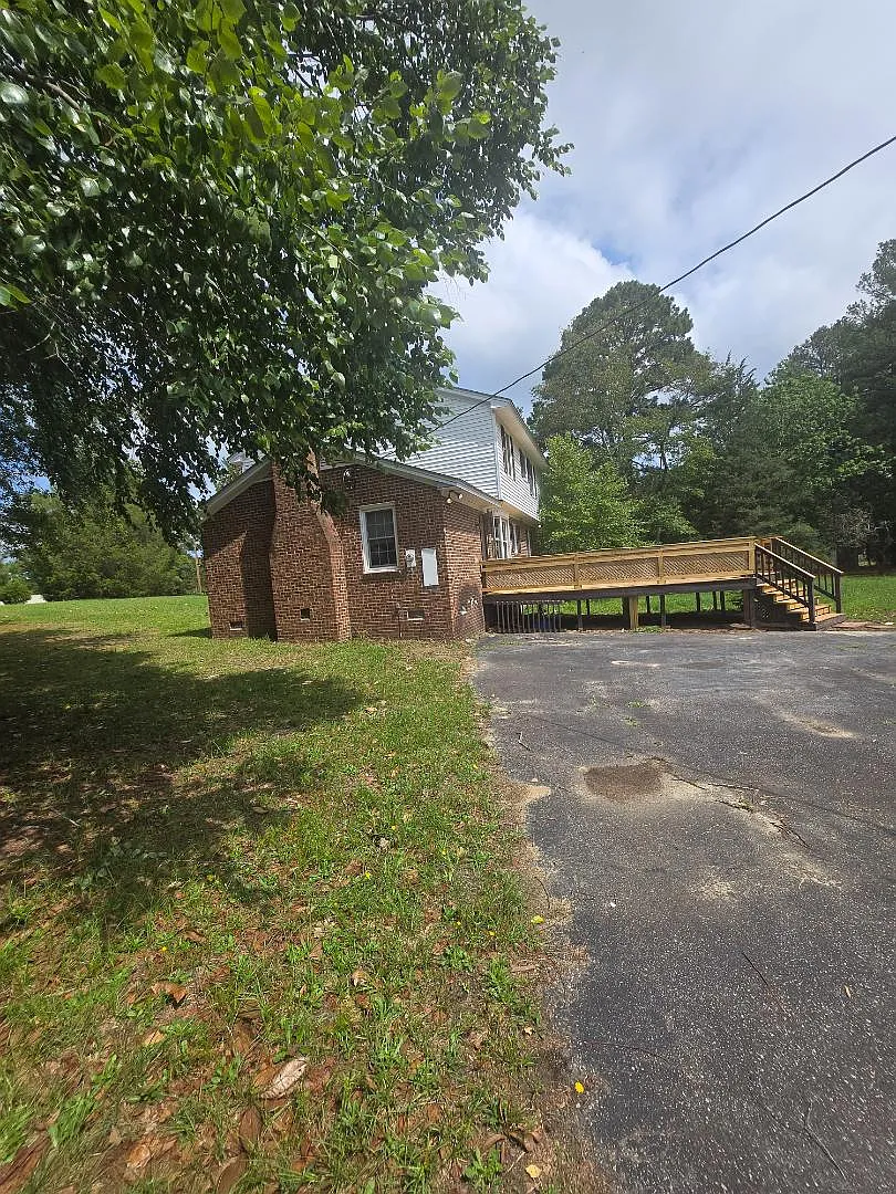 4240 Dean Ave — Photo 3
