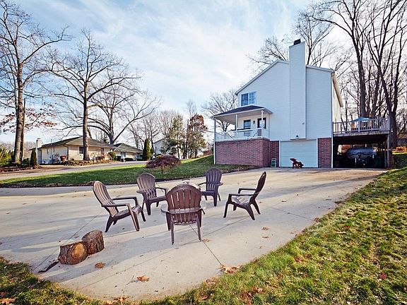 2nd image of 15 Lake Front Dr