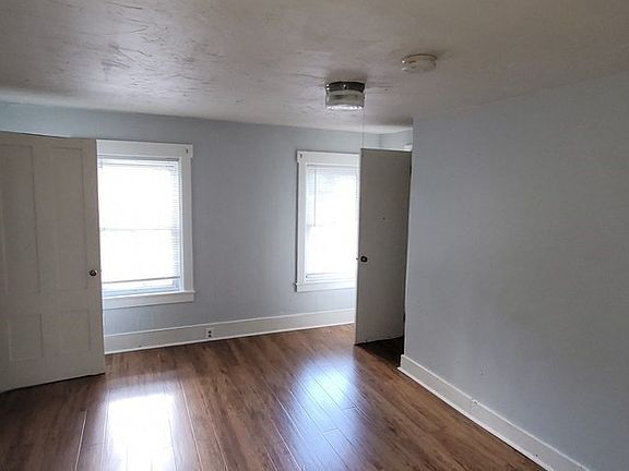 3rd image of 375-377 Water St