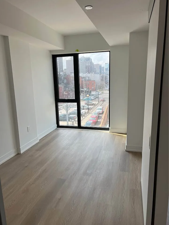 1 bed, 564 sqft, $1,700 — Photo 4