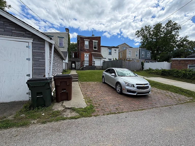 436 Linden St #4 — Photo 14
