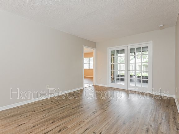 3rd image of 2503 Sprucewood Ln