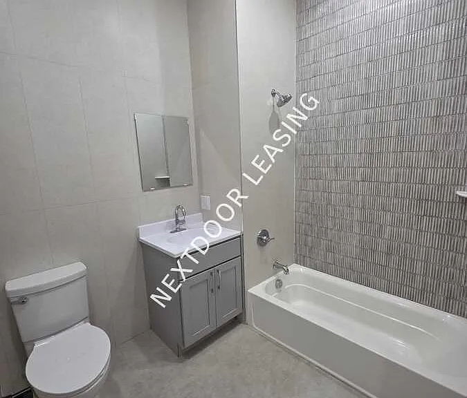 40 Lembeck Ave #101M — Photo 3