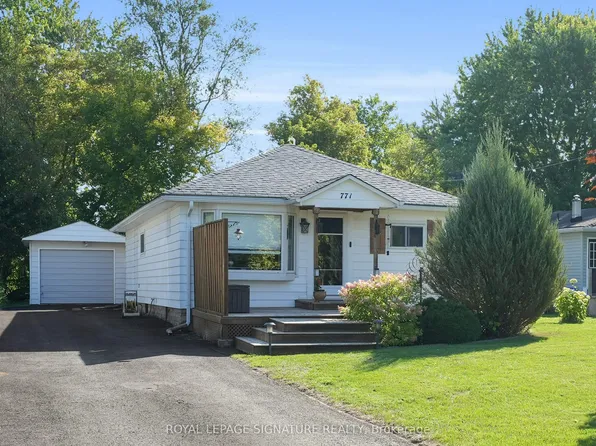 771 3rd Ave, Georgina, ON L0E 1S0