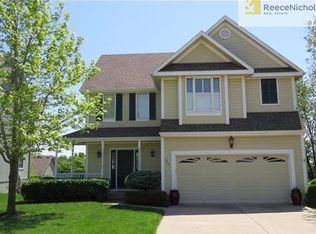 307 Shannon Ave, Smithville, MO 64089