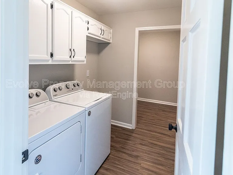 779 Dogwood Cv — Photo 11