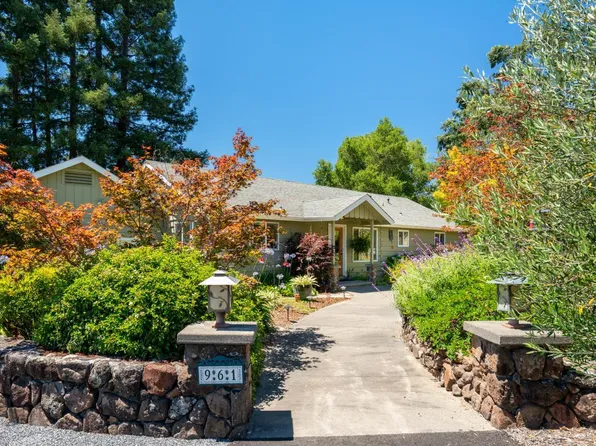 961 Chiquita Road, Healdsburg, CA 95448