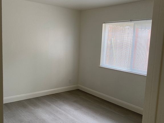 5th image of 123 Sierra Dr #123
