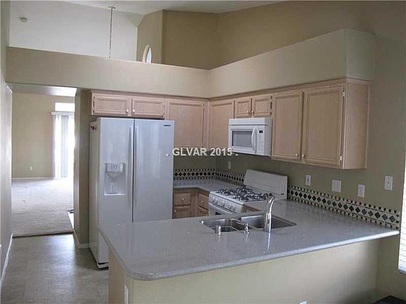 4th image of 9744 Panorama Cliff Dr