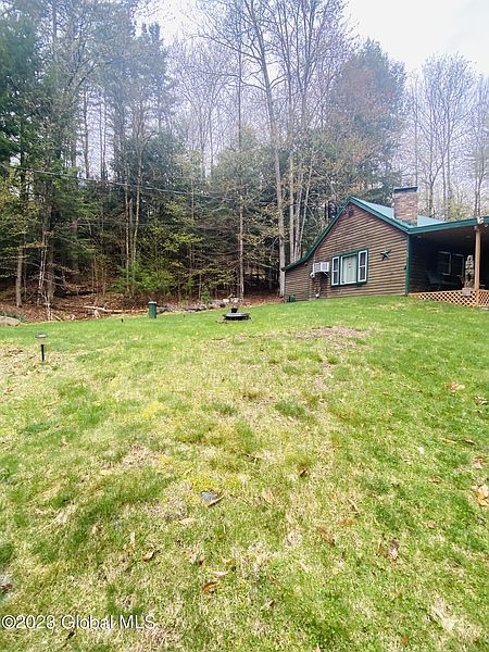 4th image of 55 Carey Road