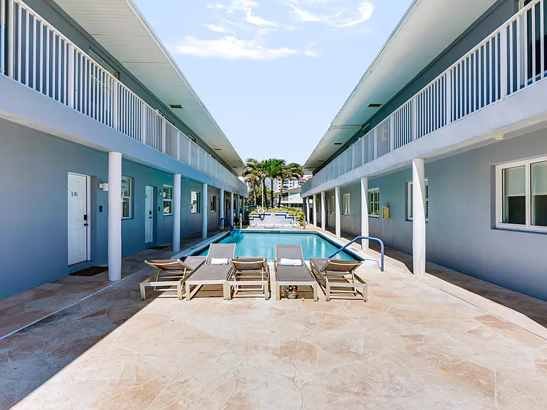 604 N Ocean Blvd #1B — Photo 3