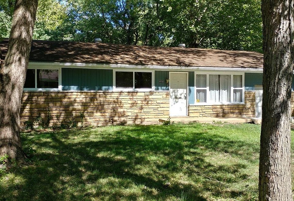 1st image of 9732 Portage Dr