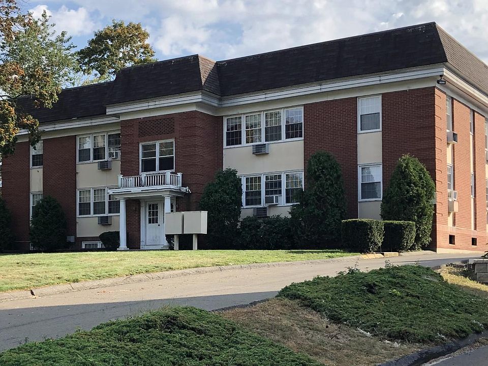 1st image of 56 Fountain St #207