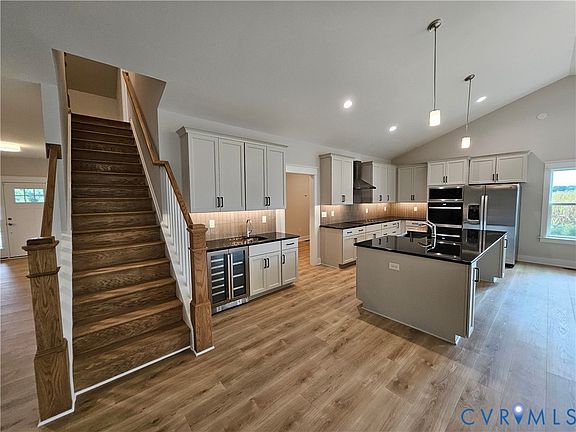 4th image of 18511 Willoughby Heights Ln