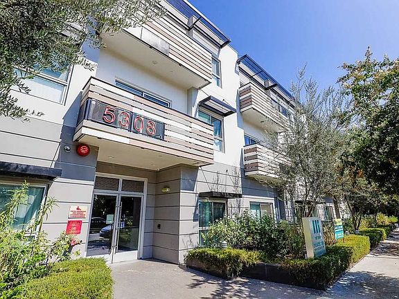 3rd image of 5308 N Sepulveda Blvd #5312
