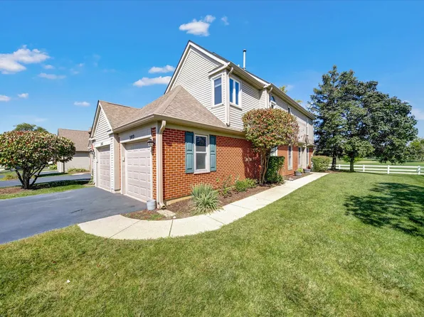 307 University Ln #A, Elk Grove Village, IL 60007