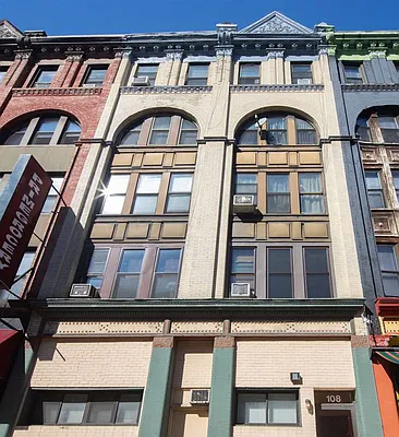 Sold by Keller Williams City Life Realty | media 5