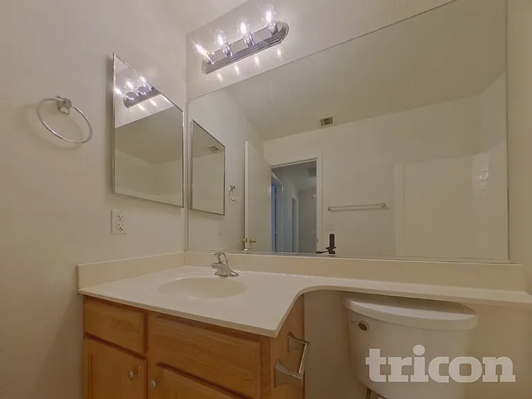 25683 W Saint Kateri Dr — Photo 14