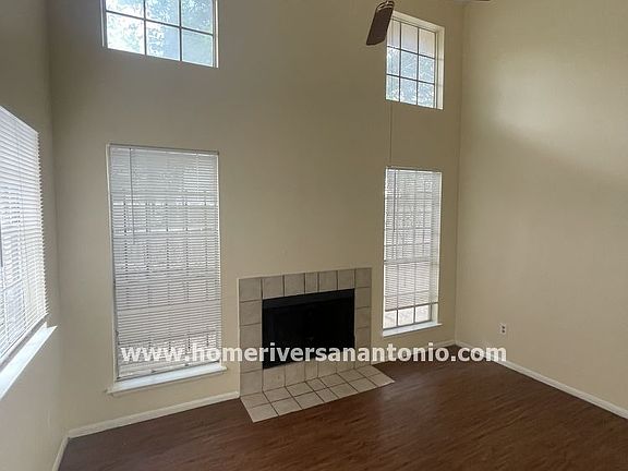 2nd image of 7516 Oak Chase