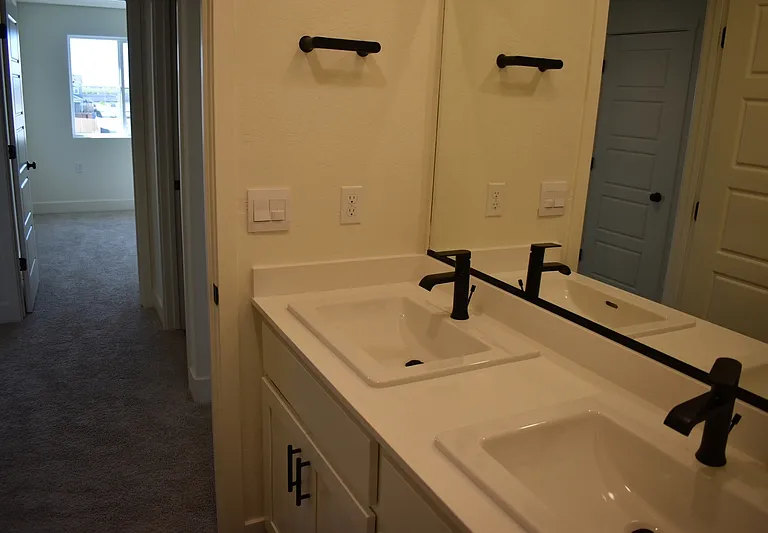 4695 Jema Way — Photo 38