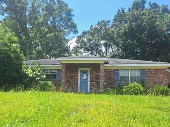 1909 Riverside Dr, Mobile, AL 36605