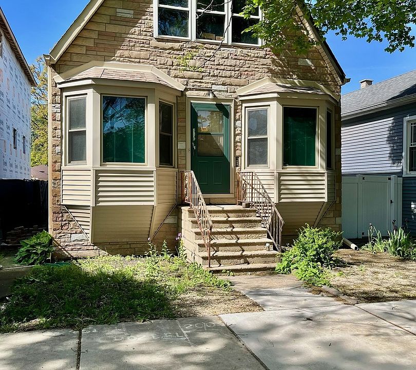 1st image of 5018 W Winnemac Ave