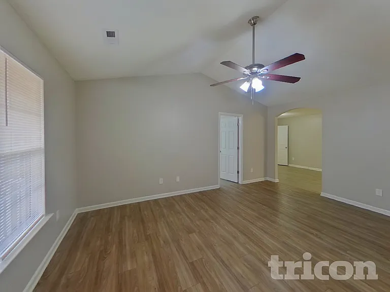 7112 Windsong Way — Photo 4