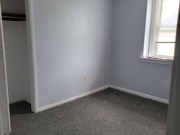 4th image of 30 S New St APT 102