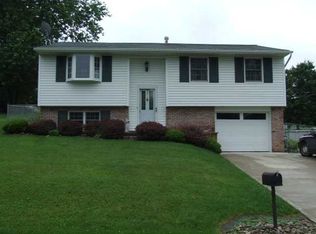 34 Fosterville Rd, Greensburg, PA 15601