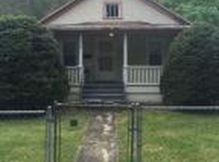 428 Central Ave, White Sulphur Springs, WV 24986
