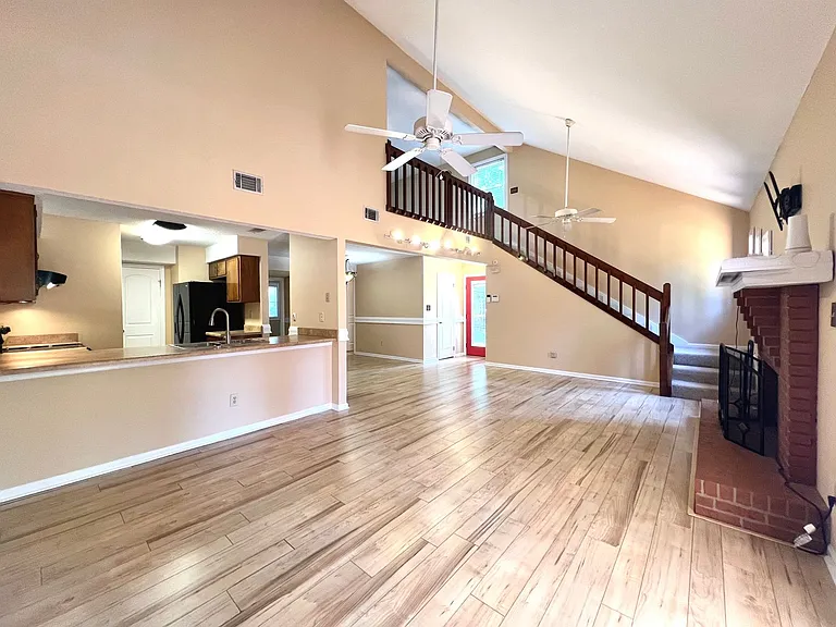 2475 Sunburst Pl — Photo 13