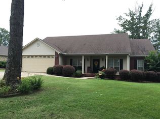 450 Rebecca Cir, Monticello, AR 71655