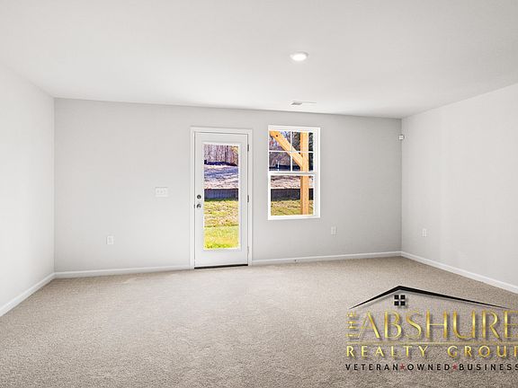 4th image of 2607 Chert Ln