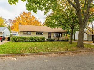 717 Bewick Dr, Madison, WI 53714