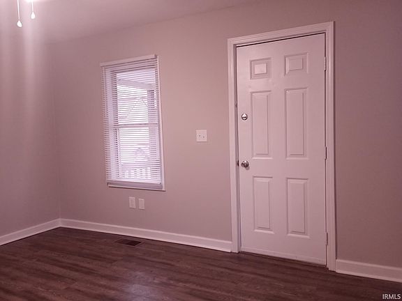 4th image of 337 S 13th St