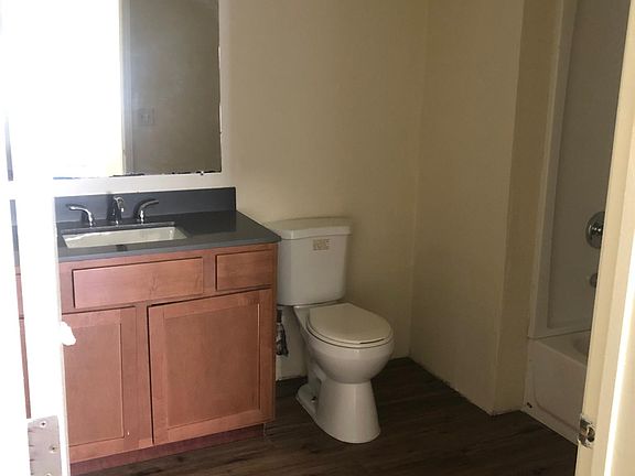4th image of 5002 S 35th Ave #A