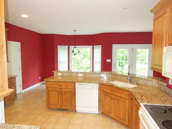 4th image of 3900 Penzance Pl