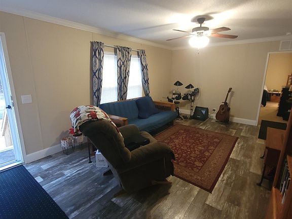 2nd image of 6350 Morris Pl.