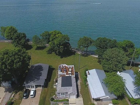 3rd image of 1218 Wesleyan Dr