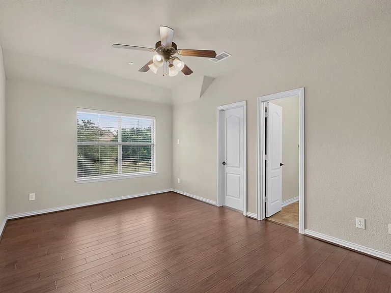 475 Fenwick Dr — Photo 20