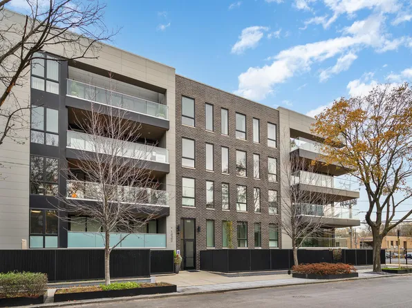 1625 N Burling St Unit 401, Chicago, IL 60614