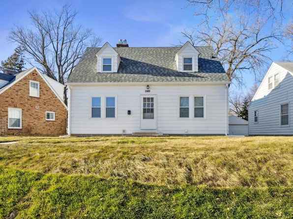 2405 Zenith Ave N, Golden Valley, MN 55422