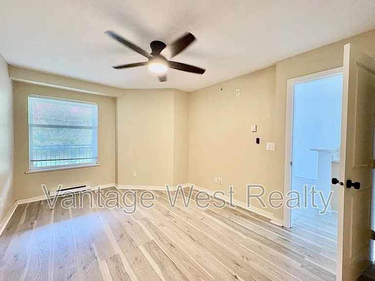 555 Yates Rd #410 — Photo 33