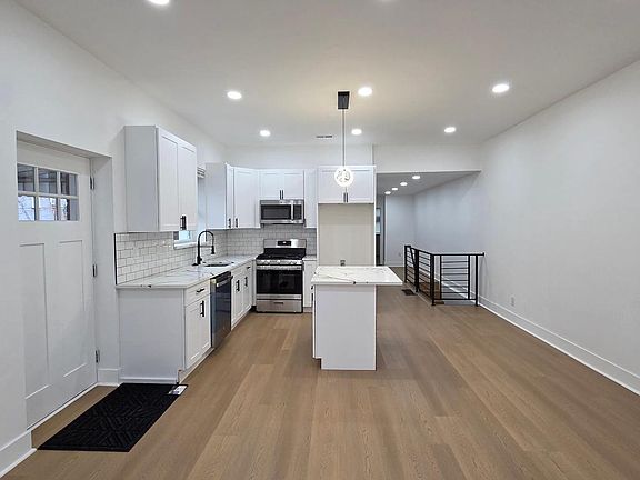 2nd image of 7552 Forrest Ave