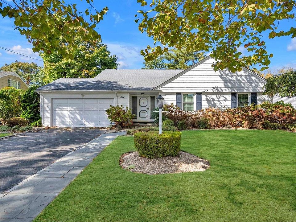 1st image of 1614 Lakeview Drive