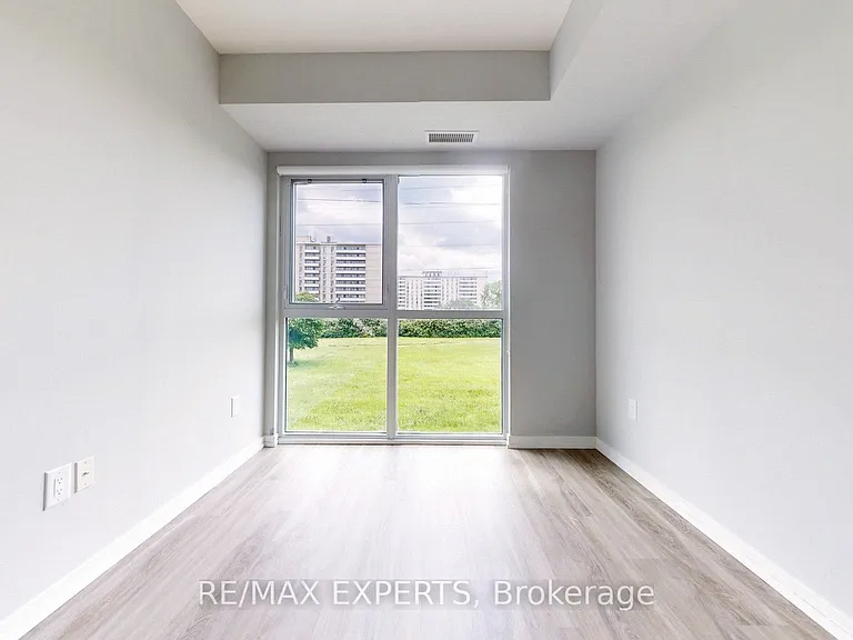 3237 Bayview Ave #102 — Photo 27