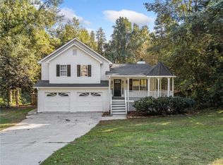 150 Victorian Cir, Dallas, GA 30157