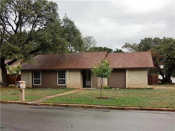 2nd image of 6604 Woodcrest Dr