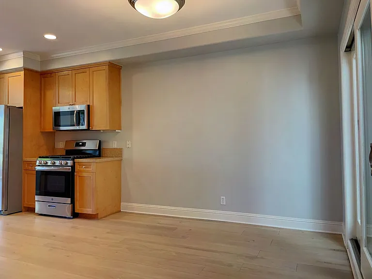 1115 Divisadero St #1 — Photo 14