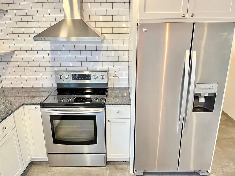 3234 N 38th St #9 — Photo 13